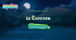 Rakun pemancing di depan papan permainan Le Catcher dengan latar belakang malam hari yang tenang.